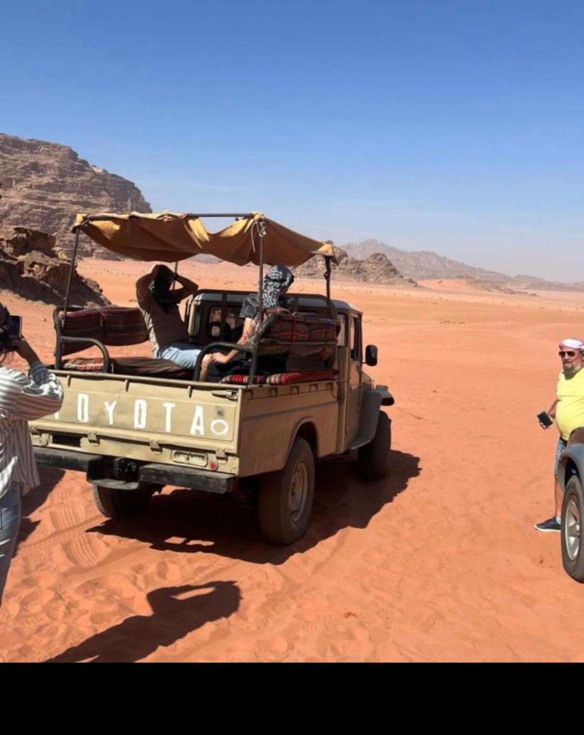 Wadi Rum Starlight Camp Hotel Exterior photo